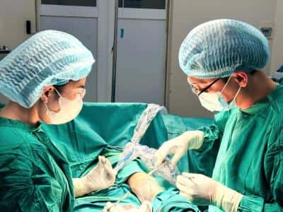 Phẫu thuật loại bỏ giả phình mạch máu ở bệnh nhân chạy thận nhân tạo tại BVĐK Tâm Minh Đức