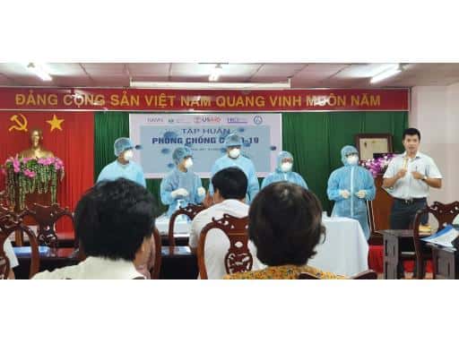 TĂNG CƯỜNG TẬP HUẤN PHÒNG CHỐNG DỊCH COVID-19